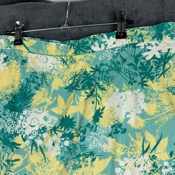 Allyson Whitmore Golf Women’s Green and Yellow A-Line Skort Sz 14 - Picture 2 of 11